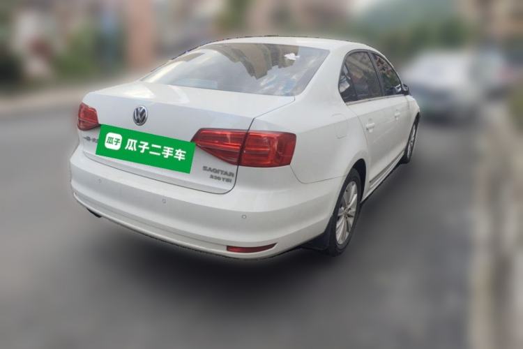 Used Volkswagen Sagitar 2015 230TSI Manual Comfort Version Rear Right 45 Deg