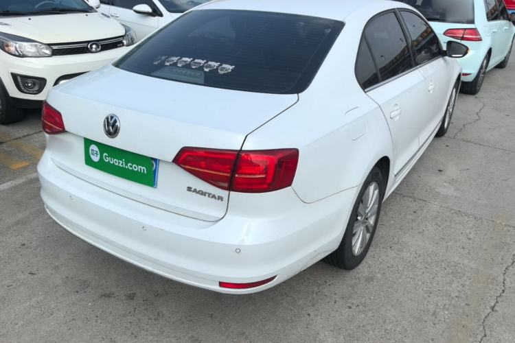 Used Volkswagen Sagitar 2015 1.6L Automatic Comfort Model Rear Right 45 Deg