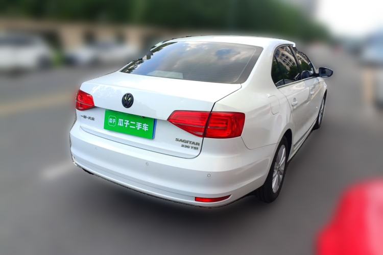 Used Volkswagen Sagitar 2015 230TSI Automatic Comfort Version Rear Right 45 Deg