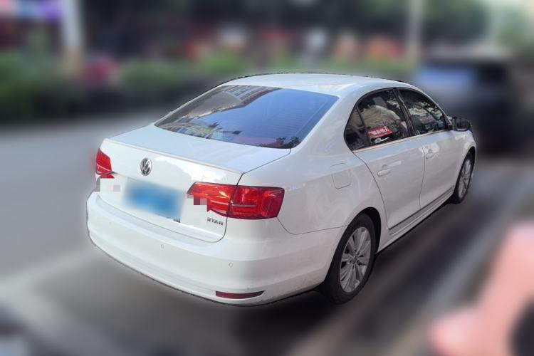 Used Volkswagen Sagitar 2015 1.6L Automatic Comfort Model Rear Right 45 Deg