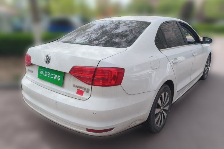 Used Volkswagen Sagitar 2015 230TSI Automatic Luxury Model Rear Right 45 Deg