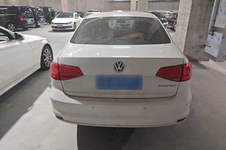 Used Volkswagen Sagitar 2015 1.6L Automatic Comfort Model Rear