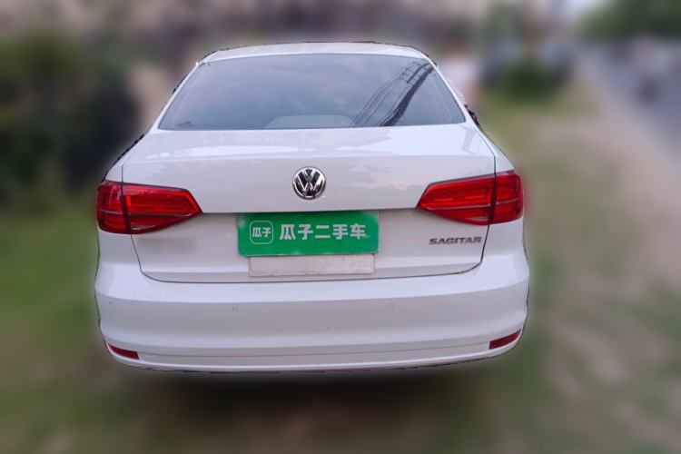 Used Volkswagen Sagitar 2015 1.6L Manual Comfort Model Rear