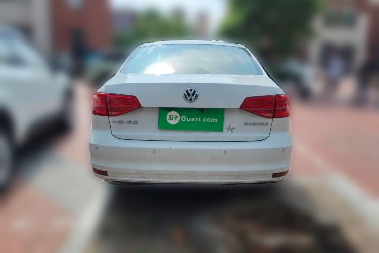 Used Volkswagen Sagitar 2015 1.6L Manual Comfort Model Rear