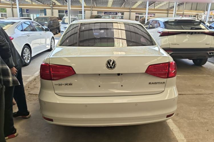 Used Volkswagen Sagitar 2015 1.6L Automatic Comfort Model Rear