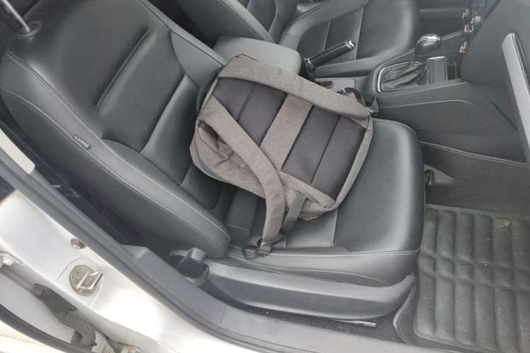 Used Volkswagen Sagitar 2015 1.6L Automatic Comfort Model Right Front Seat