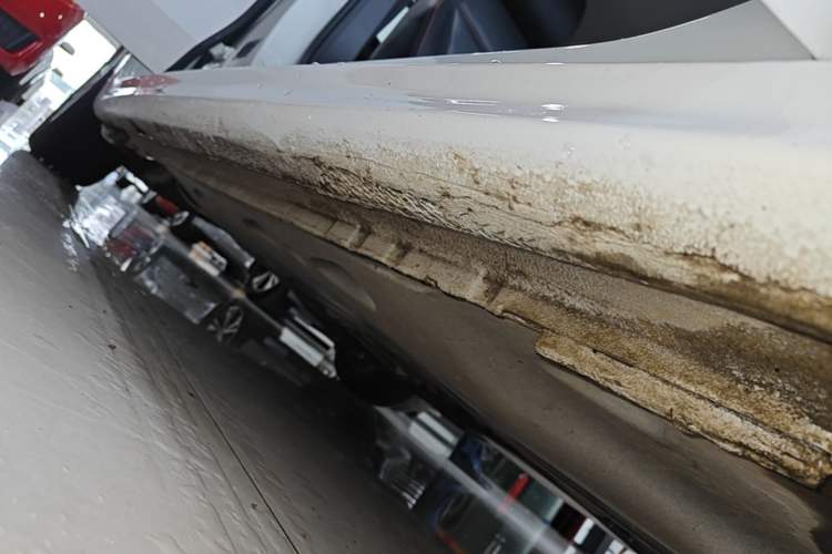 Used Volkswagen Sagitar 2015 1.6L Automatic Fashion Model Right Side Sill