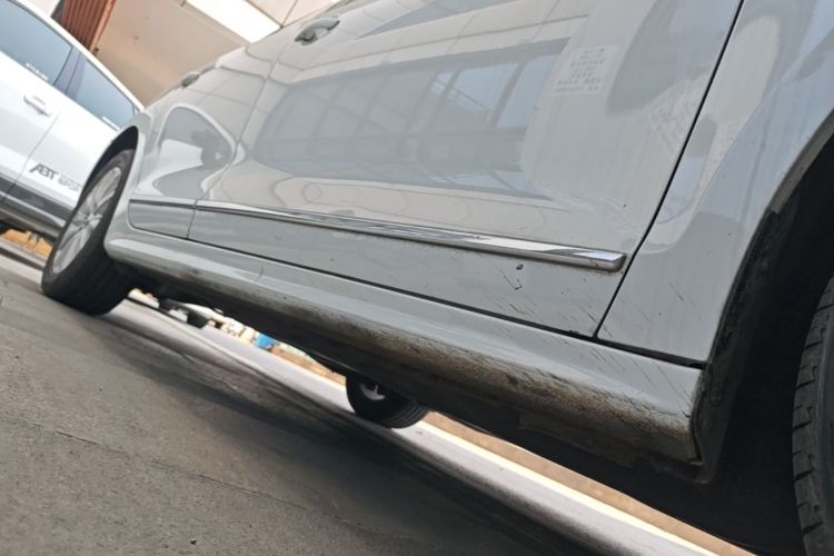 Used Volkswagen Sagitar 2015 1.6L Automatic Comfort Model Right Side Sill