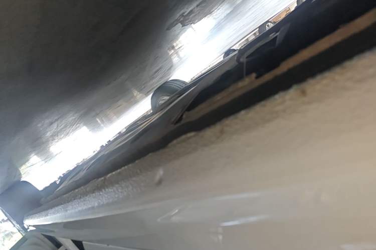 Used Volkswagen Sagitar 2015 1.6L Automatic Comfort Model Right Side Sill
