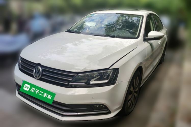 Used Volkswagen Sagitar 2015 230TSI Automatic Luxury Model Guazi used car, China used car export, Used car for sale, Used  cars, Cheapest cars for sale