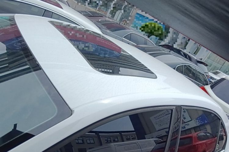 Used Volkswagen Sagitar 2015 1.6L Automatic Comfort Model Roof