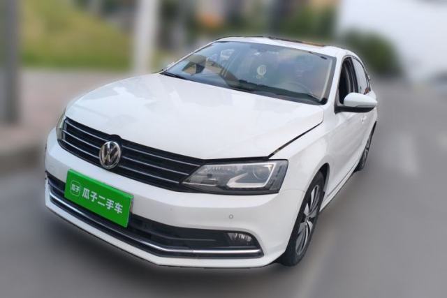 Used Volkswagen Sagitar 2015 230TSI Automatic Luxury Model