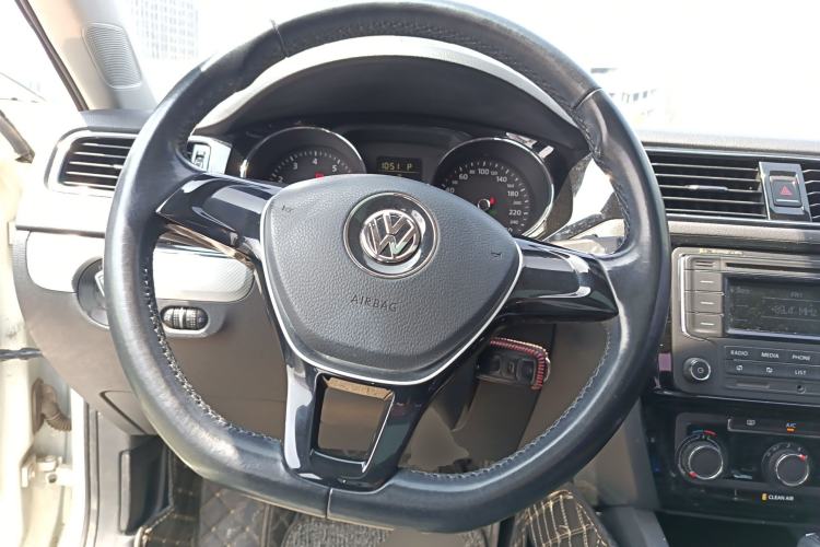 Used Volkswagen Sagitar 2015 1.6L Automatic Comfort Model Steering Wheel