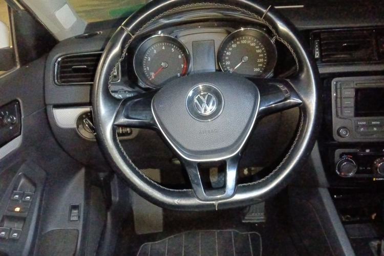 Used Volkswagen Sagitar 2015 1.6L Automatic Comfort Model Steering Wheel