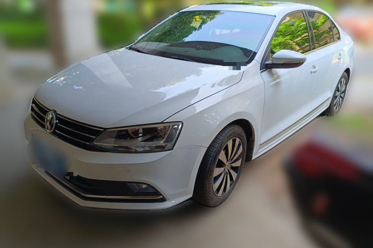 Used Volkswagen Sagitar 2015 230TSI Automatic Luxury Model Guazi used car, China used car export, Used car for sale, Used  cars, Cheapest cars for sale