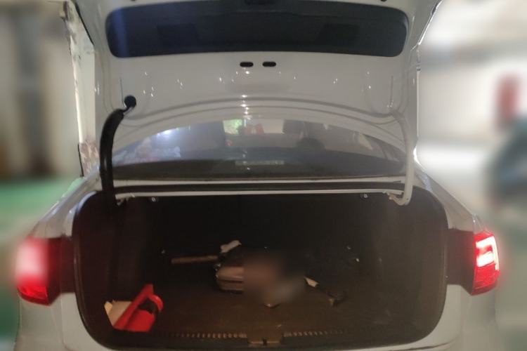 Used Volkswagen Sagitar 2015 1.6L Automatic Comfort Model Trunk