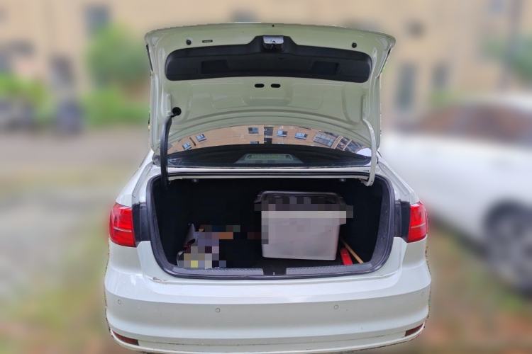 Used Volkswagen Sagitar 2015 230TSI Automatic Comfort Version Trunk
