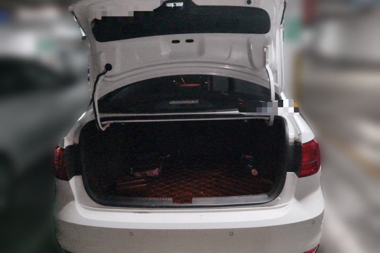 Used Volkswagen Sagitar 2015 1.6L Automatic Comfort Model Trunk