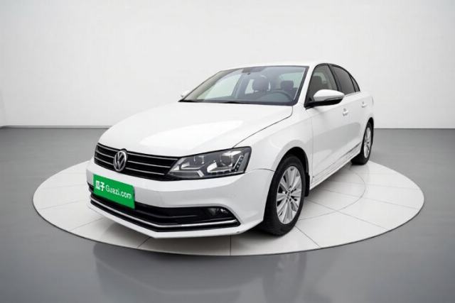 Volkswagen Sagitar 2015 230TSI Automatic Comfort Version usado