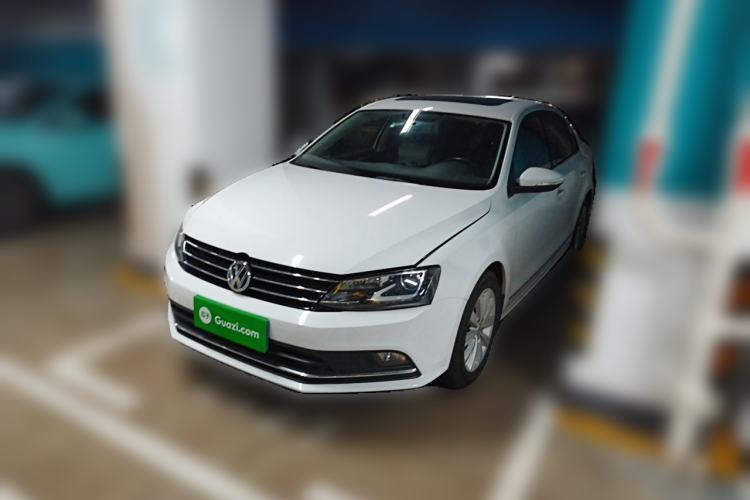 Used Volkswagen Sagitar 2015 230TSI Automatic Comfort Version Guazi used car, China used car export, Used car for sale, Used  cars, Cheapest cars for sale