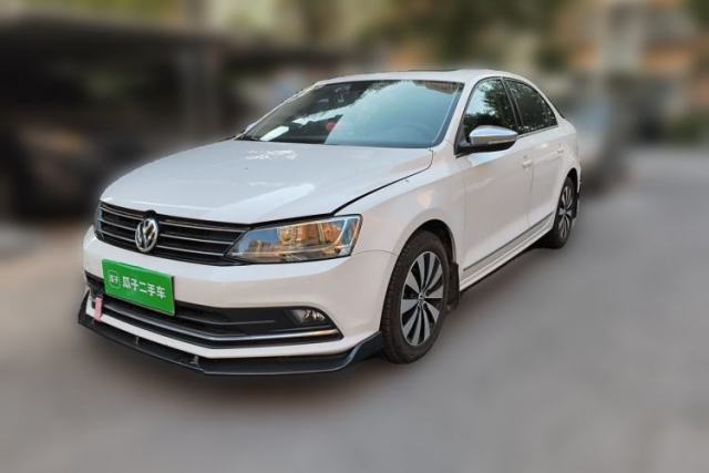 Used Volkswagen Sagitar 2015 230TSI Automatic Comfort Version