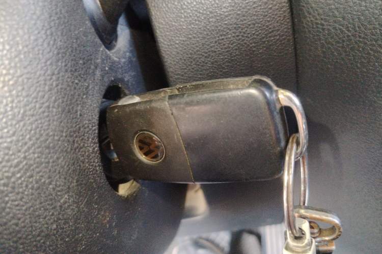 Used Volkswagen Sagitar 2015 1.6L Automatic Comfort Model Vehicle Key