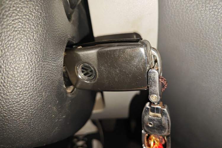 Used Volkswagen Sagitar 2015 1.6L Manual Comfort Model Vehicle Key