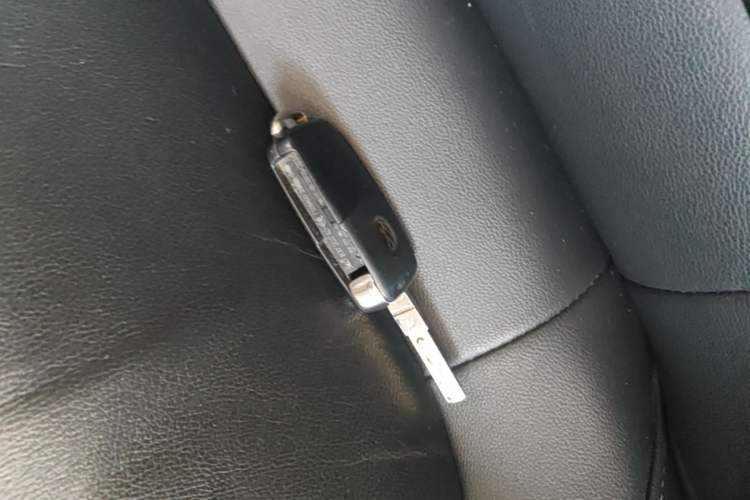 Used Volkswagen Sagitar 2015 1.6L Automatic Comfort Model Vehicle Key