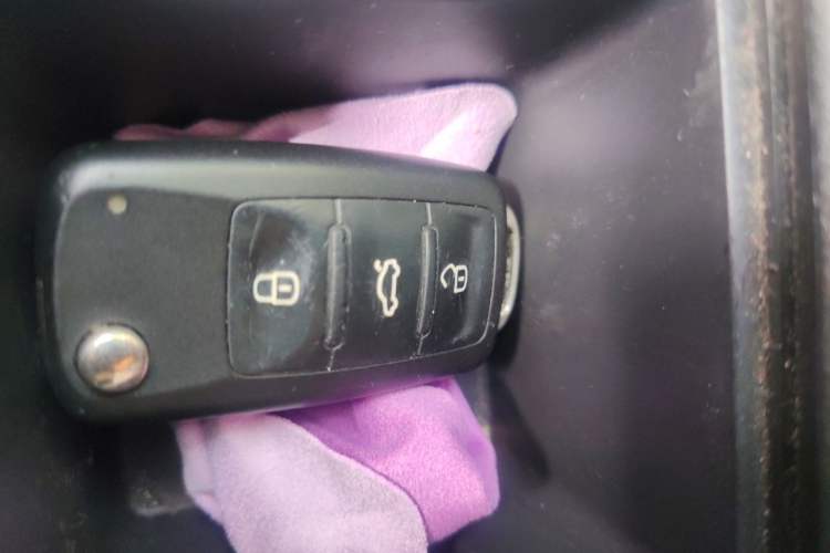 Used Volkswagen Sagitar 2015 280TSI Automatic Flagship Model Vehicle Key