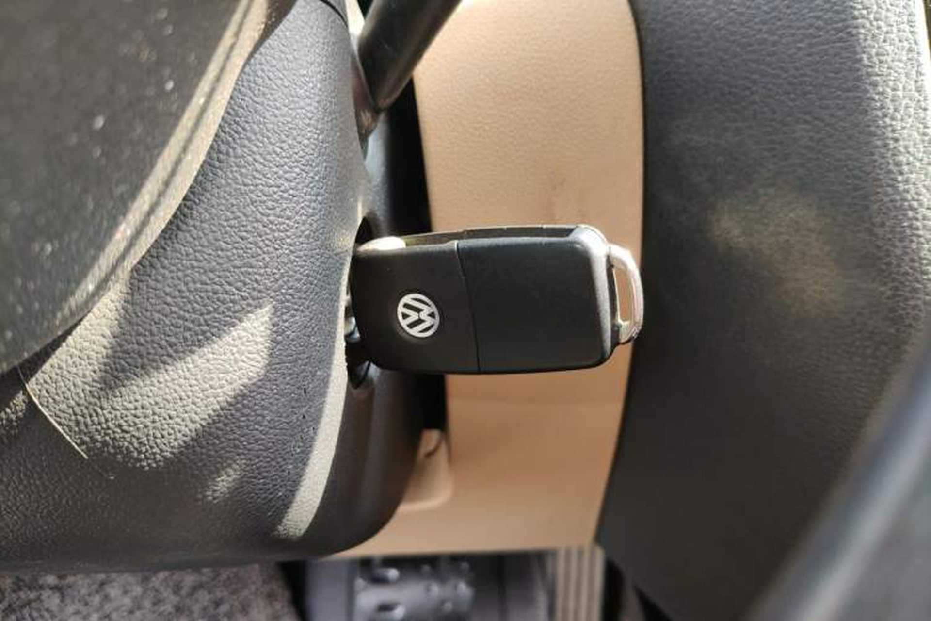 Used Volkswagen Sagitar 2015 1.6L Automatic Comfort Model Vehicle Key