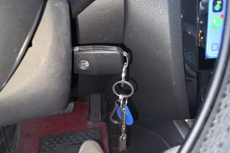 Used Volkswagen Sagitar 2015 1.6L Automatic Comfort Model Vehicle Key