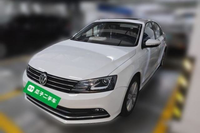 Used Volkswagen Sagitar 2015 230TSI Automatic Comfort Version