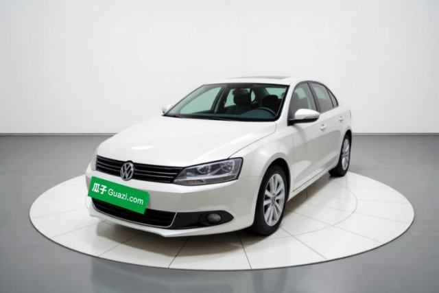 Volkswagen Sagitar 2015 1.6L Automatic Comfort Model usado