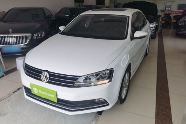 Used Volkswagen Sagitar 2015 230TSI Automatic Comfort Version