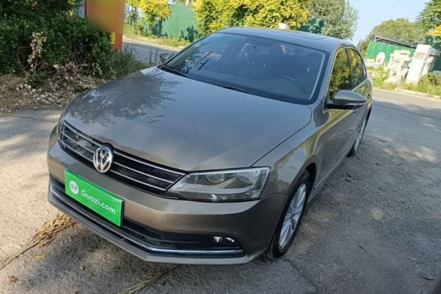 Used Volkswagen Sagitar 2015 230TSI Automatic Comfort Version