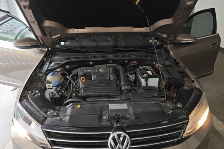 Used Volkswagen Sagitar 2015 230TSI Manual Comfort Version Engine Bay