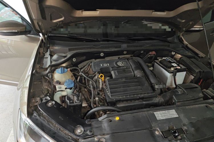 Used Volkswagen Sagitar 2015 230TSI Manual Comfort Version Engine Bay Right