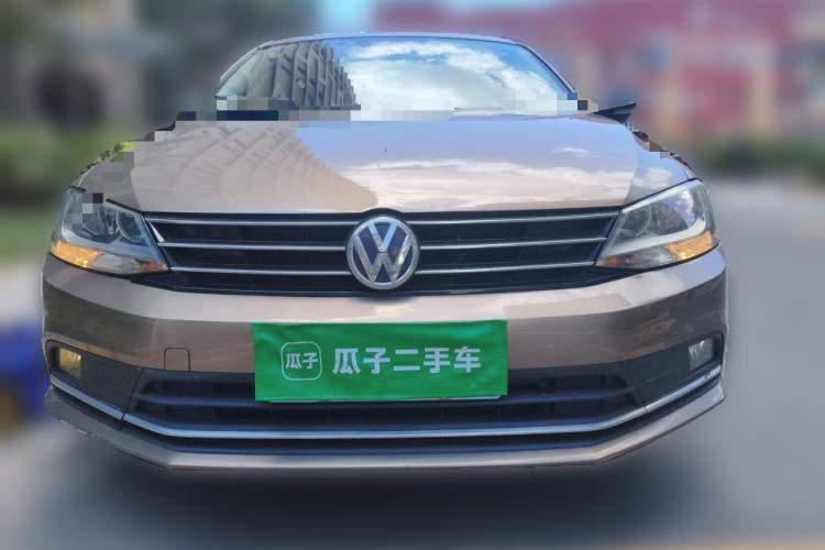 Used Volkswagen Sagitar 2015 230TSI Automatic Comfort Version Front