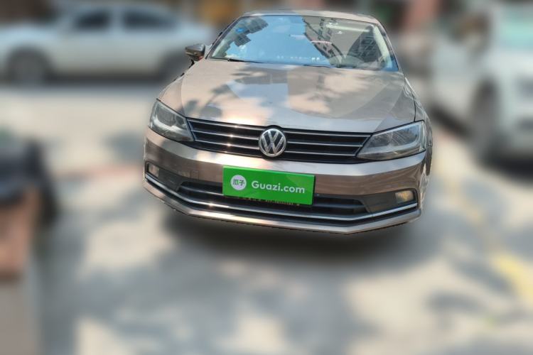 Used Volkswagen Sagitar 2015 1.6L Automatic Comfort Model Front
