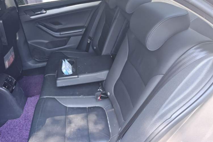 Used Volkswagen Sagitar 2015 1.6L Automatic Comfort Model Left Rear Seat
