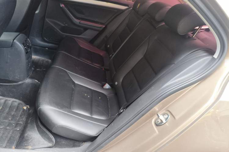 Used Volkswagen Sagitar 2015 230TSI Automatic Comfort Version Left Rear Seat