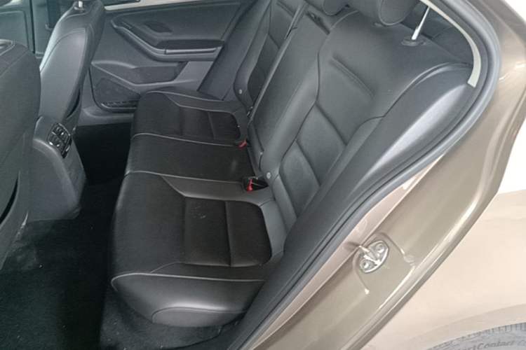 Used Volkswagen Sagitar 2015 1.6L Automatic Comfort Model Left Rear Seat
