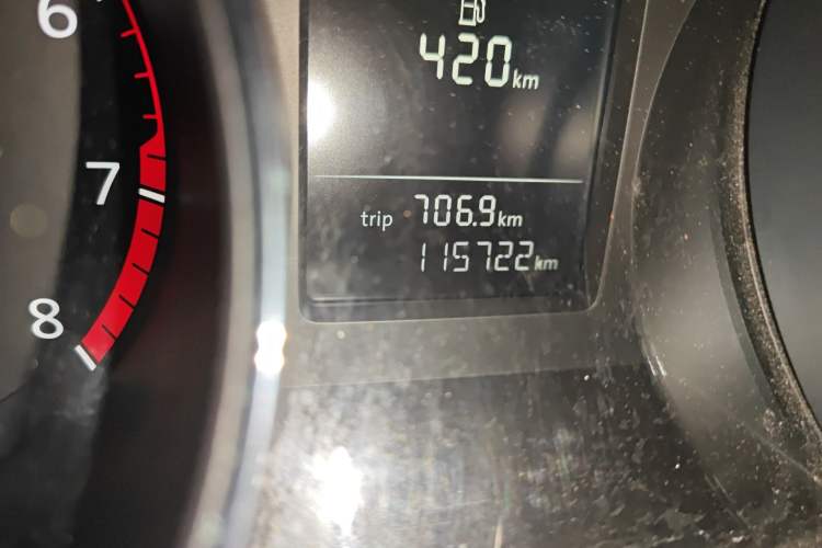 Used Volkswagen Sagitar 2015 230TSI Manual Comfort Version Odometer Close Up