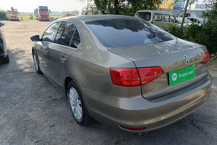 Used Volkswagen Sagitar 2015 230TSI Automatic Comfort Version Rear Left 45 Deg