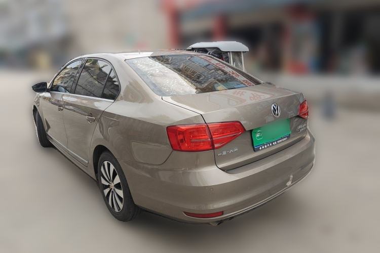 Used Volkswagen Sagitar 2015 230TSI Automatic Luxury Model Rear Left 45 Deg