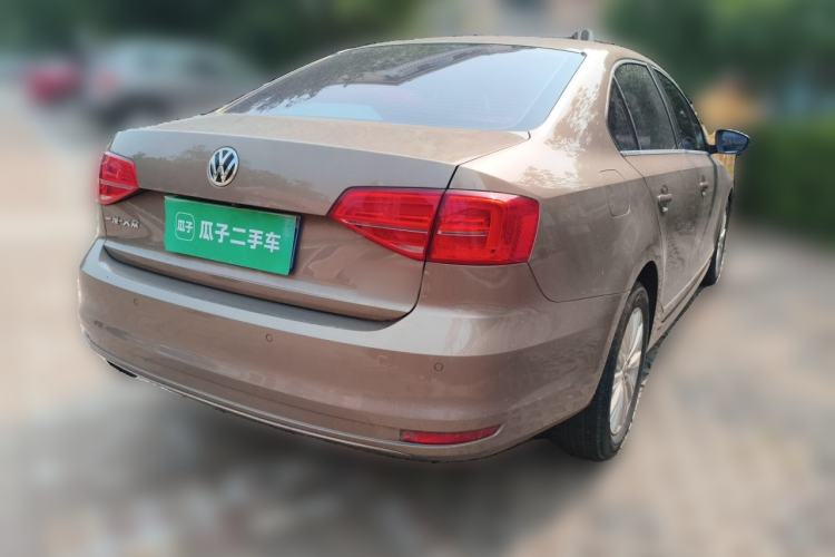 Used Volkswagen Sagitar 2015 230TSI Automatic Comfort Version Rear Right 45 Deg