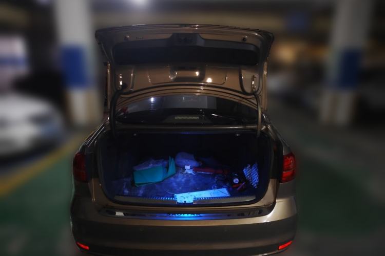Used Volkswagen Sagitar 2015 230TSI Automatic Comfort Version Trunk