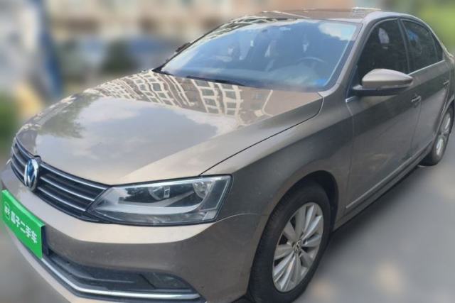 Volkswagen Sagitar 2015 1.6L Automatic Comfort Model d’occasion