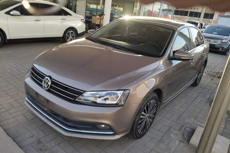 Used Volkswagen Sagitar 2015 280TSI Automatic Flagship Model Guazi used car, China used car export, Used car for sale, Used  cars, Cheapest cars for sale