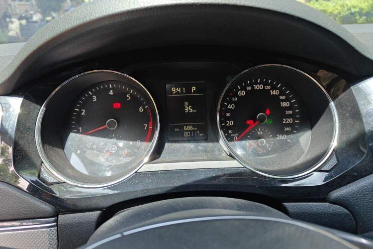 Used Volkswagen Sagitar 2016 230TSI 25th Anniversary Edition Instrument Cluster